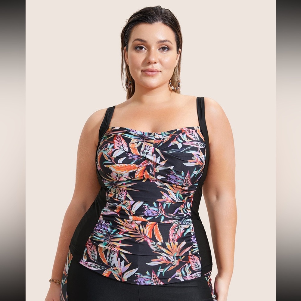 BloomChic Tropical Print Tankini Top, 3x, EUC, Top only